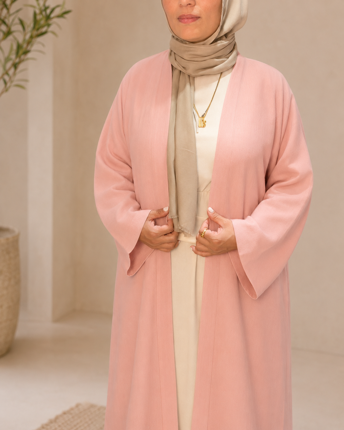 Kaftan - zoomed in front view.PNG