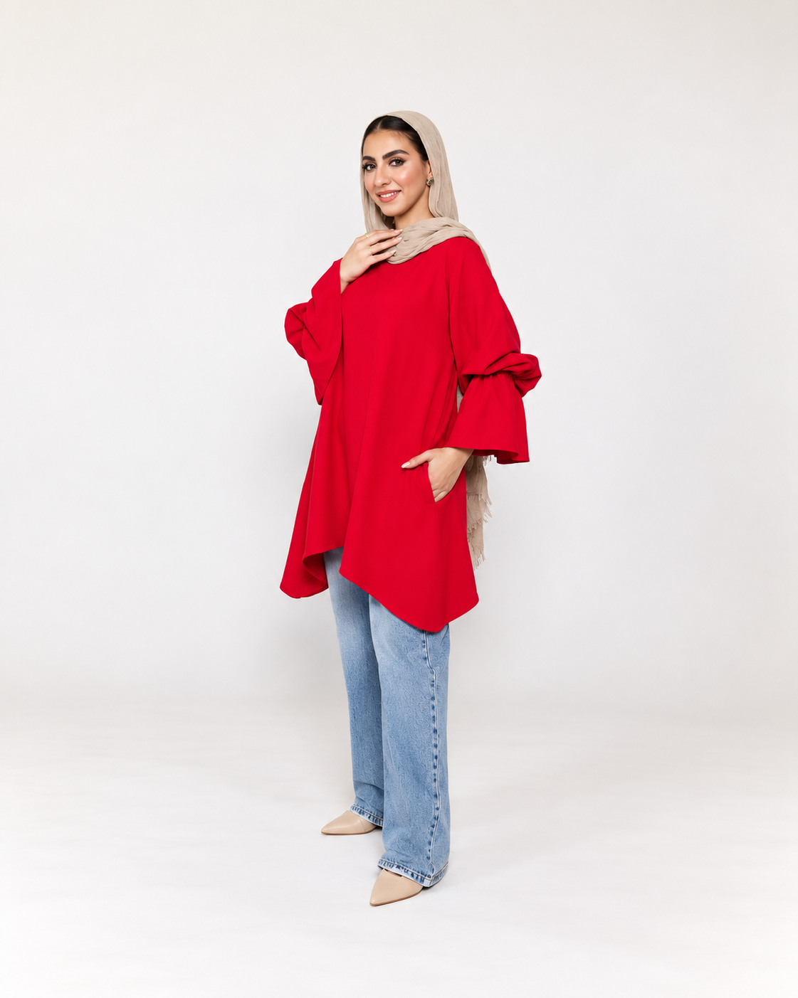 Nursing tunic without belt, side view